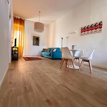 La Casa Di Clara - Centro Storico - Vicino Metro & Duomo - Ideale Per Coppie Apartment